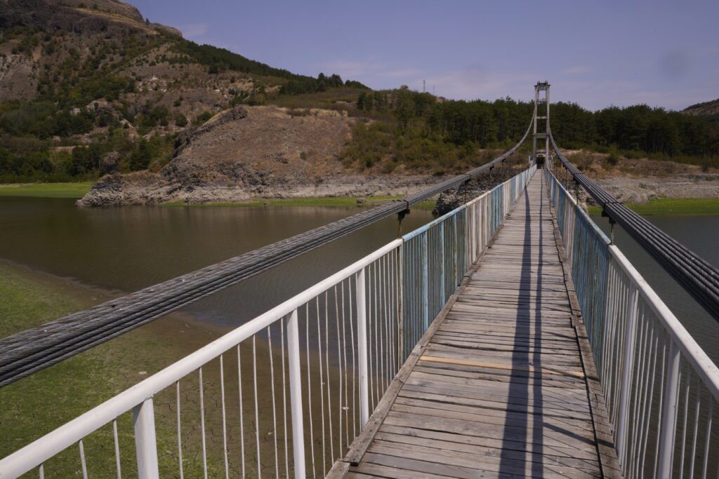 Looking down the suspension walkway