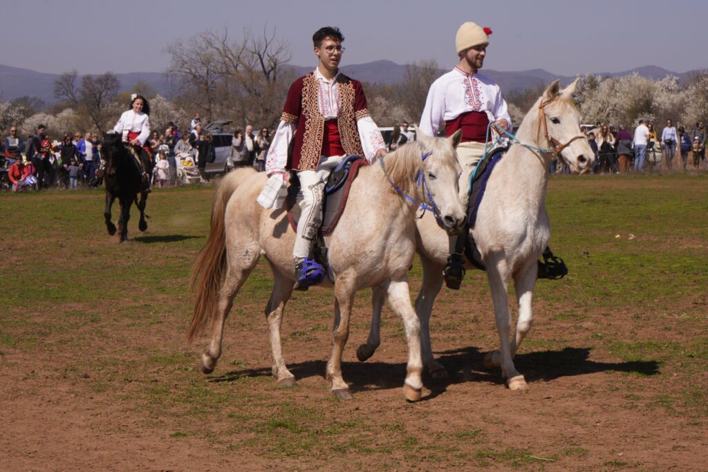 Folk riders on pale horses, Todorov Den